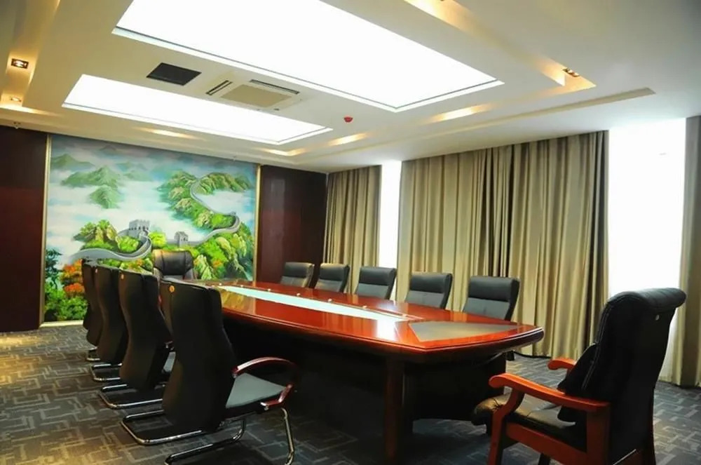 Longcheng Hotel