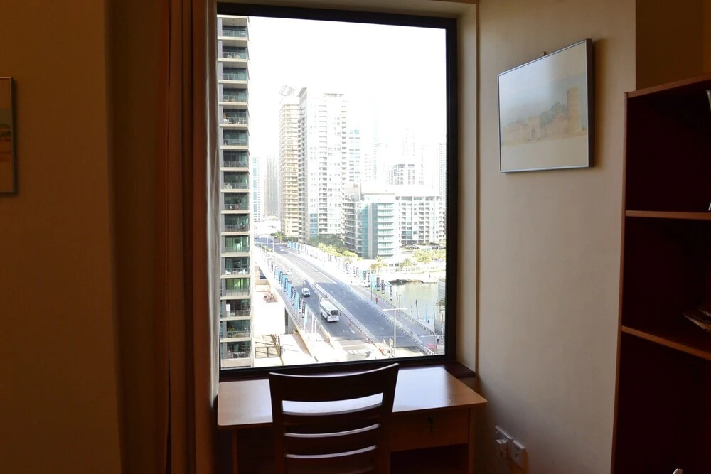 LSE - 1 Bedroom apt with marina view