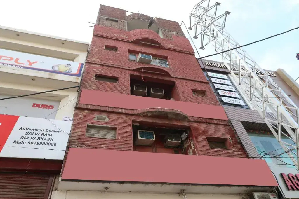 Surya Regency By OYO Rooms