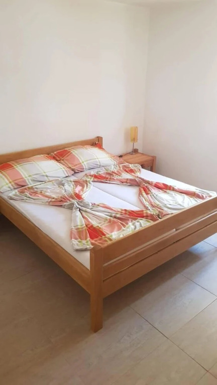 Inviting 3-bedroom Apartment Kekona in Nin Croatia