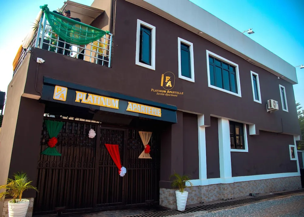 Platinum Apartelle