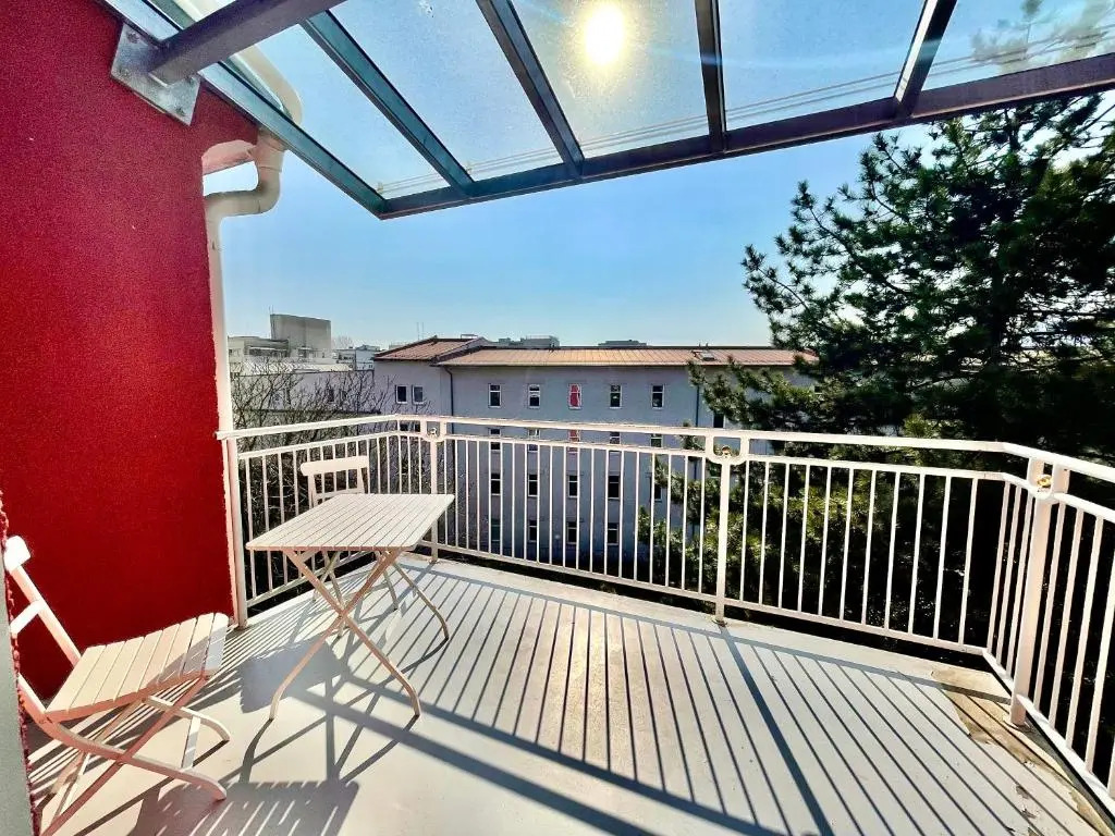 Downtown Chic Apartment Graz - Top 8 self check-in