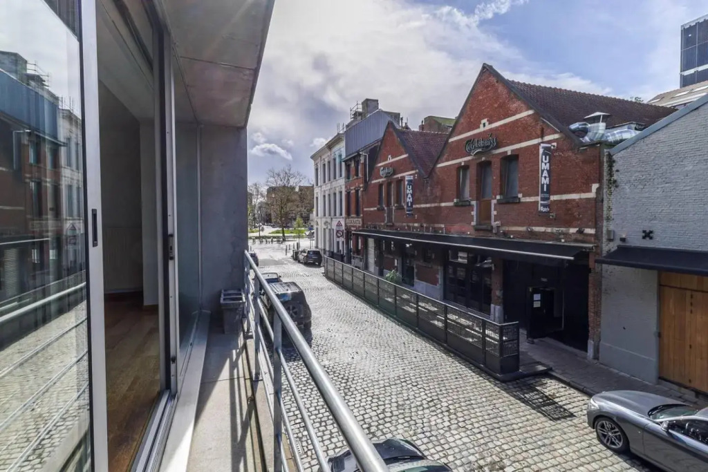 Bright & Cosy Apartment on the riverside in the Hip&Trendy Antwerp South City Center
