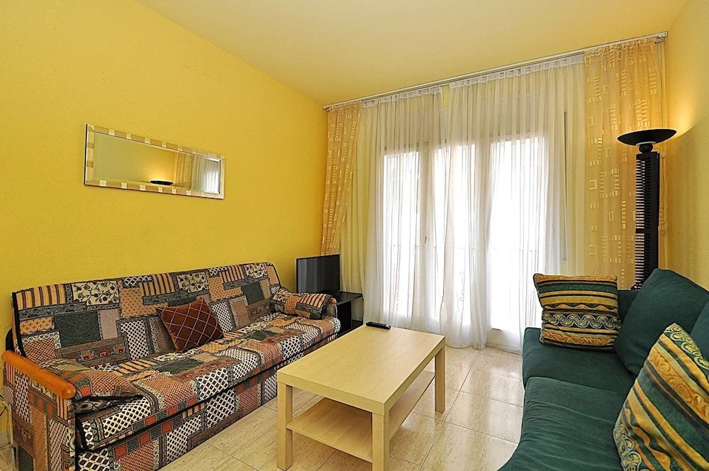 Apartment Llaverias-Calafats 171