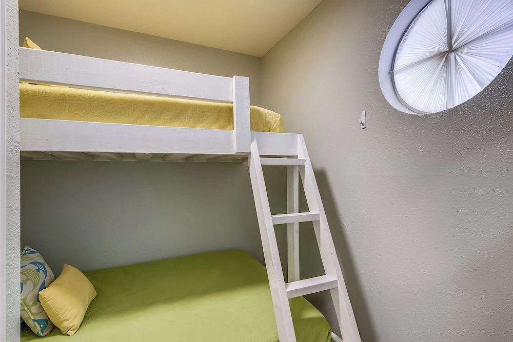 Room with a View by Ryson Vacation Rentals