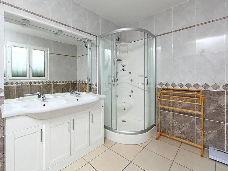 lOccitane - INH 31355