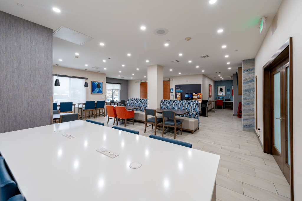 Holiday Inn Express & Suites Frazier Park by IHG