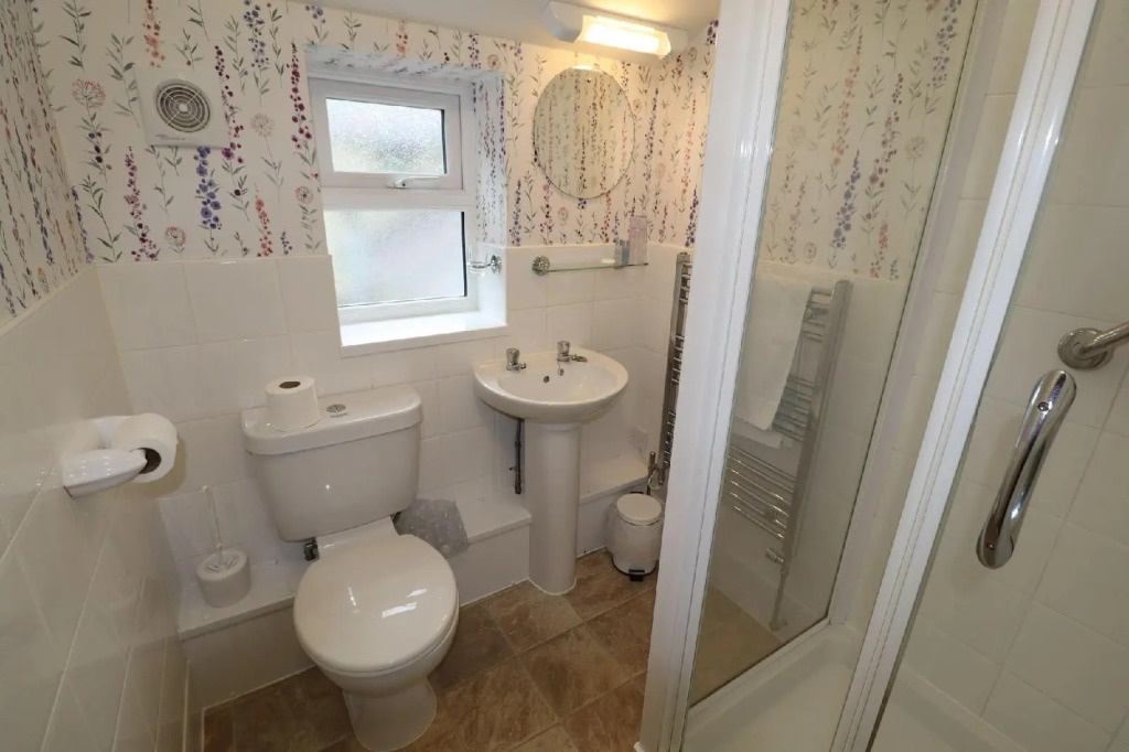 The Raincliffe Hotel