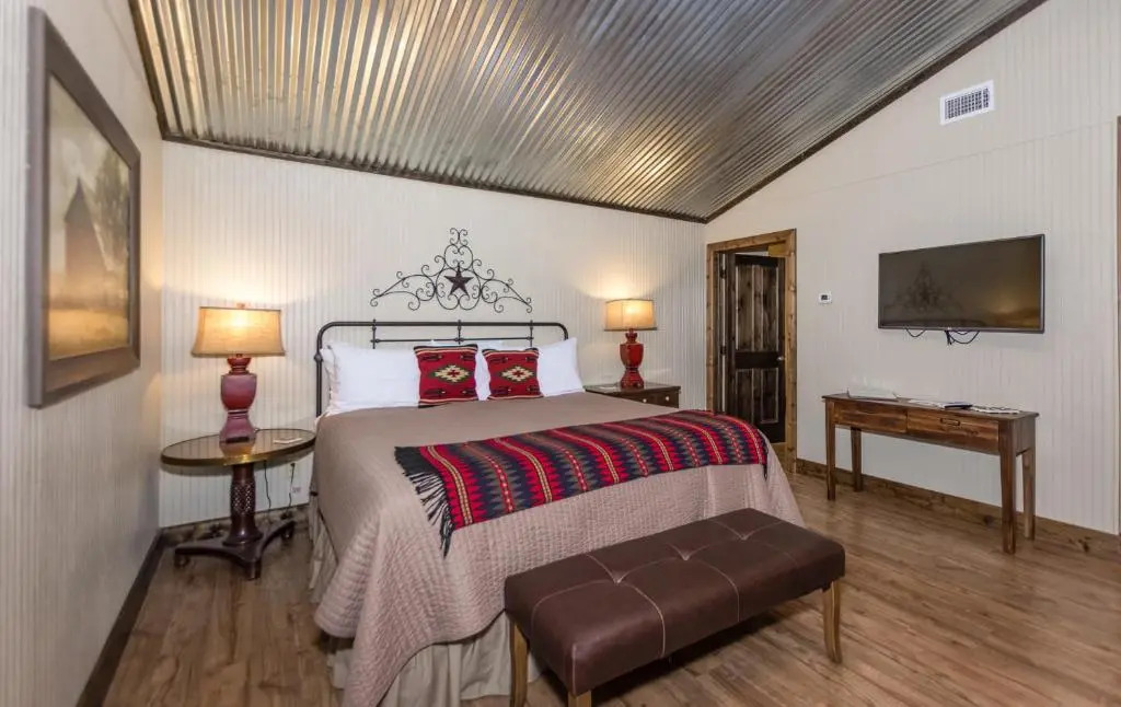 Vineyard Trail Cottages - Adults Only