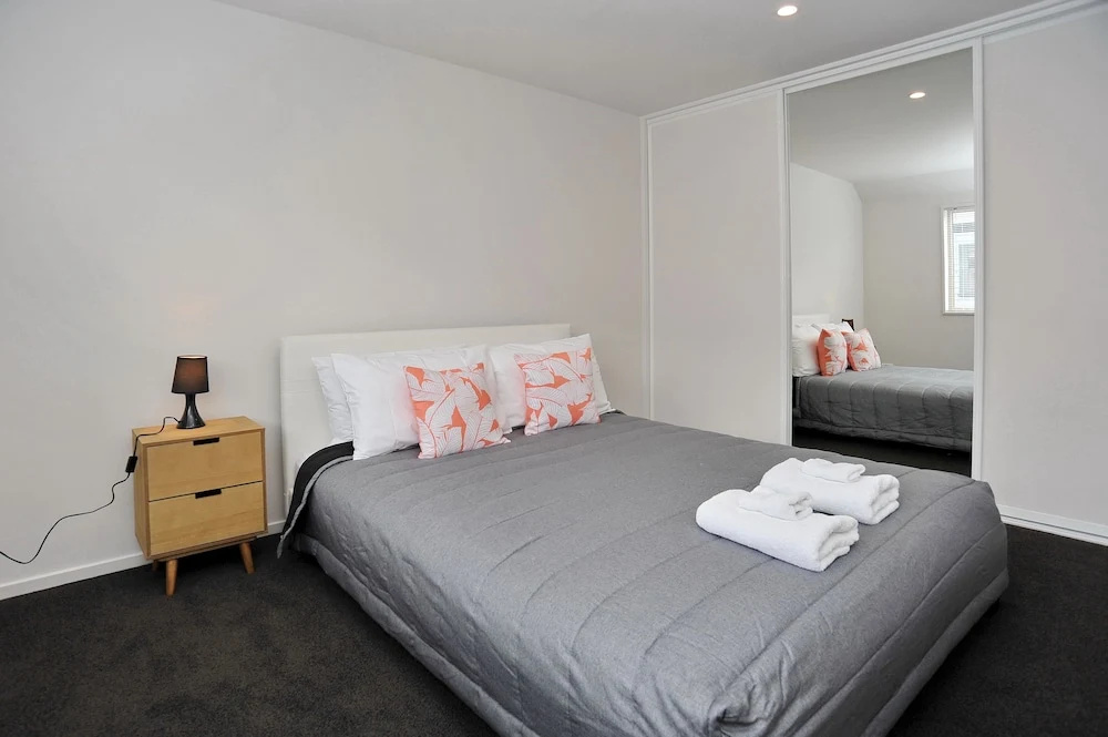 Madras St Apartment 2 - City