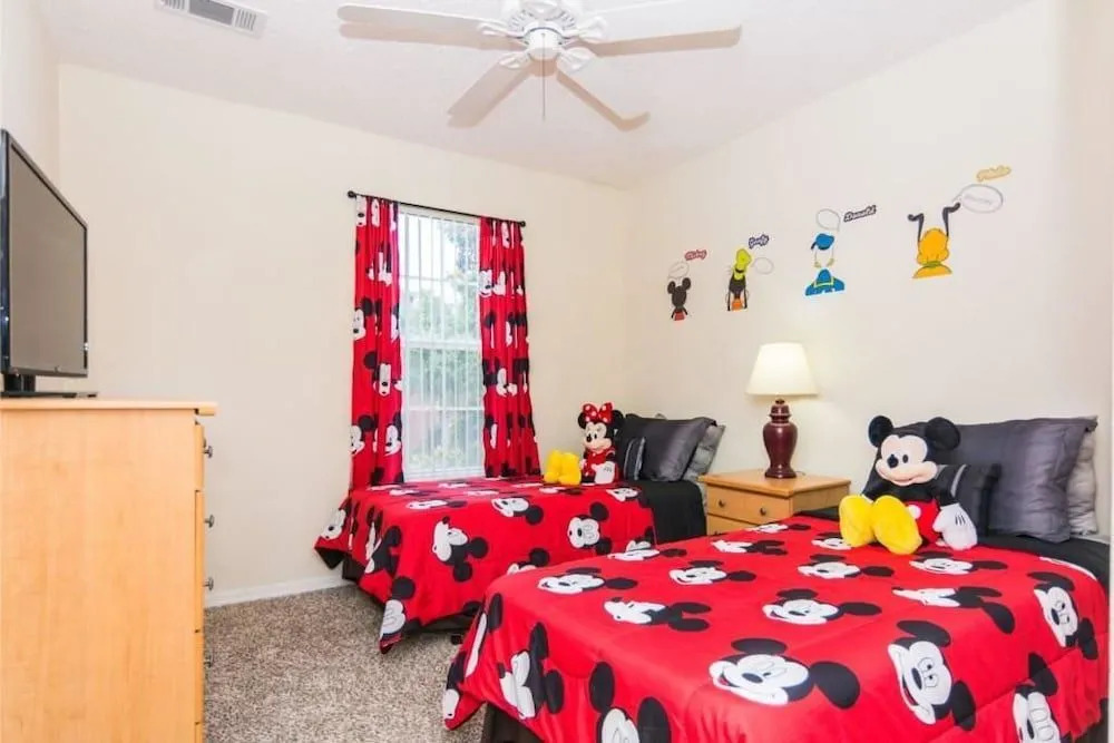 Emerald Island Kissimmee 3Bed Townhome (8564CCL) - 3 Br townhouse by R