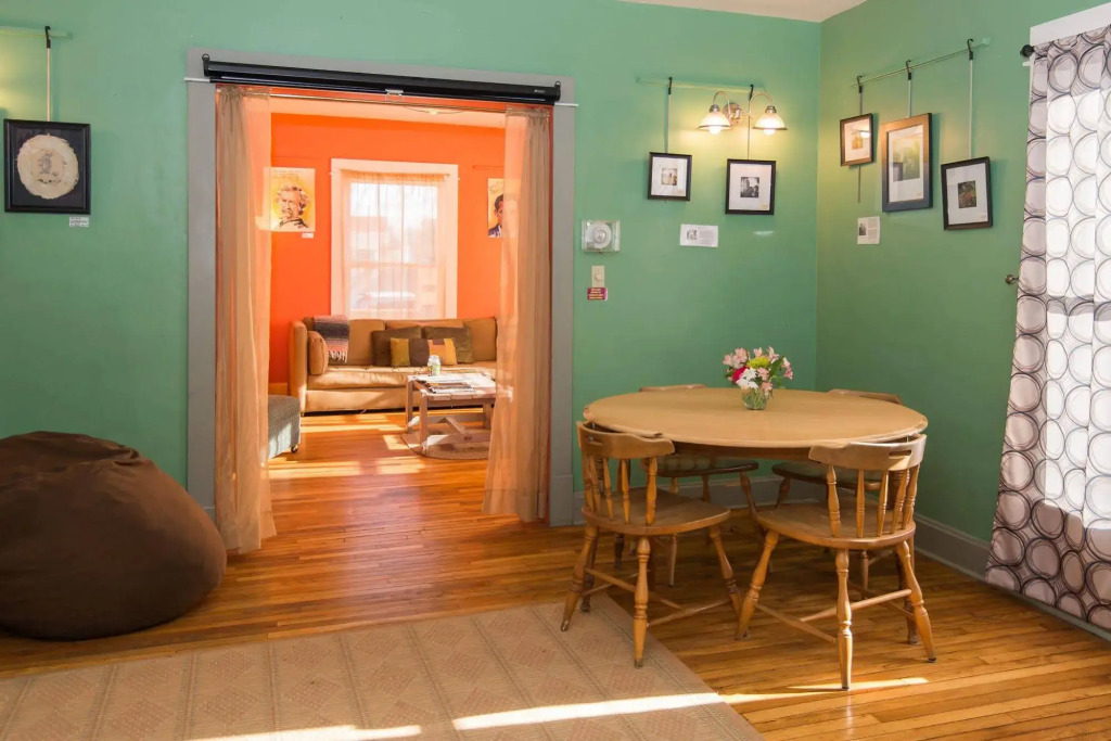 Indy Hostel