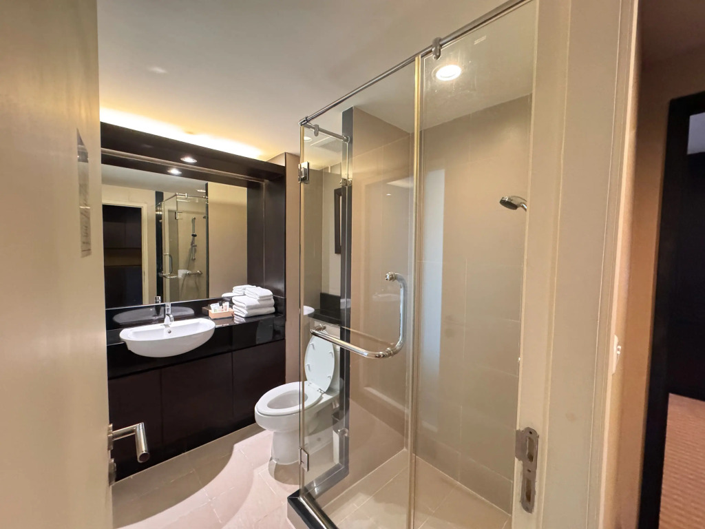 The Narathiwas Hotel & Residence Sathorn Bangkok