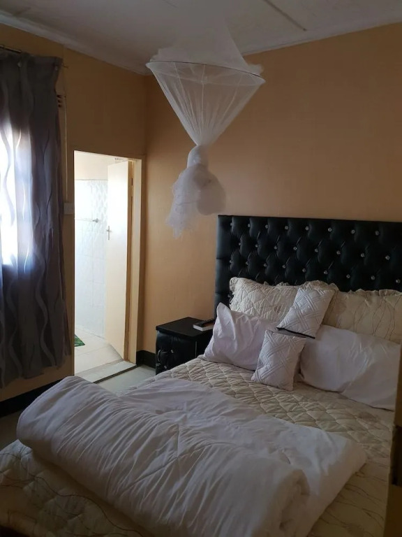 The Oasis Evergreen Lodge