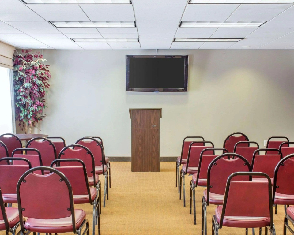 Sleep Inn & Suites Jacksonville near Camp Lejeune