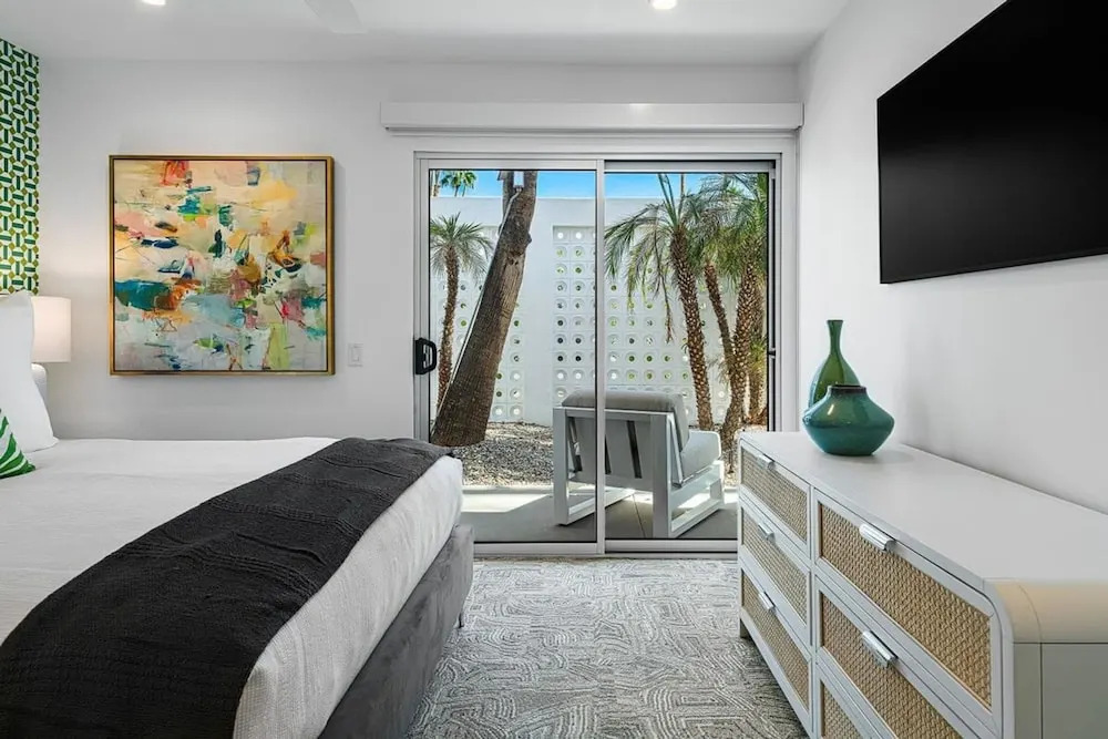 Bauhaus Estate in Palm Springs