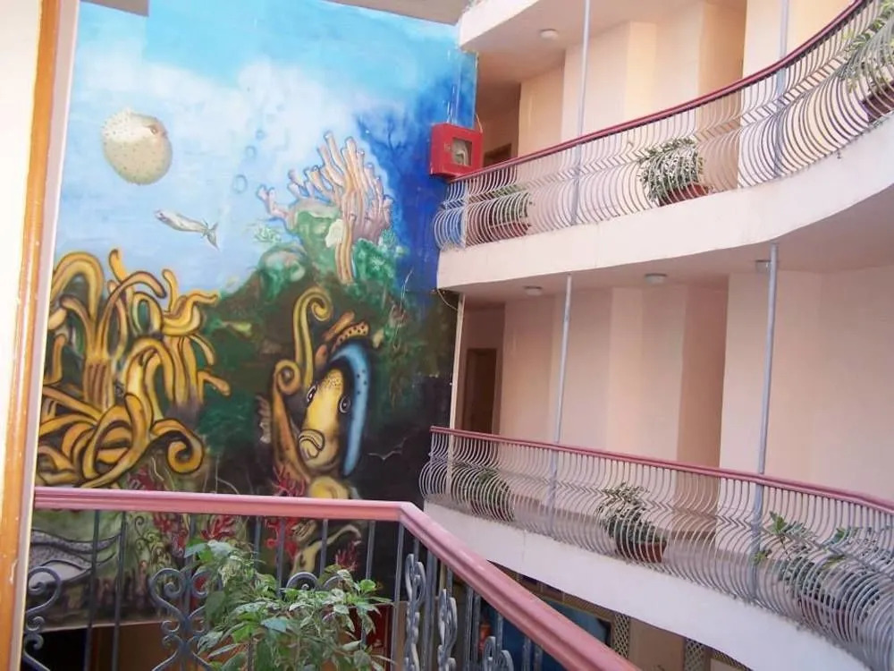 Eiffel Hotel Hurghada