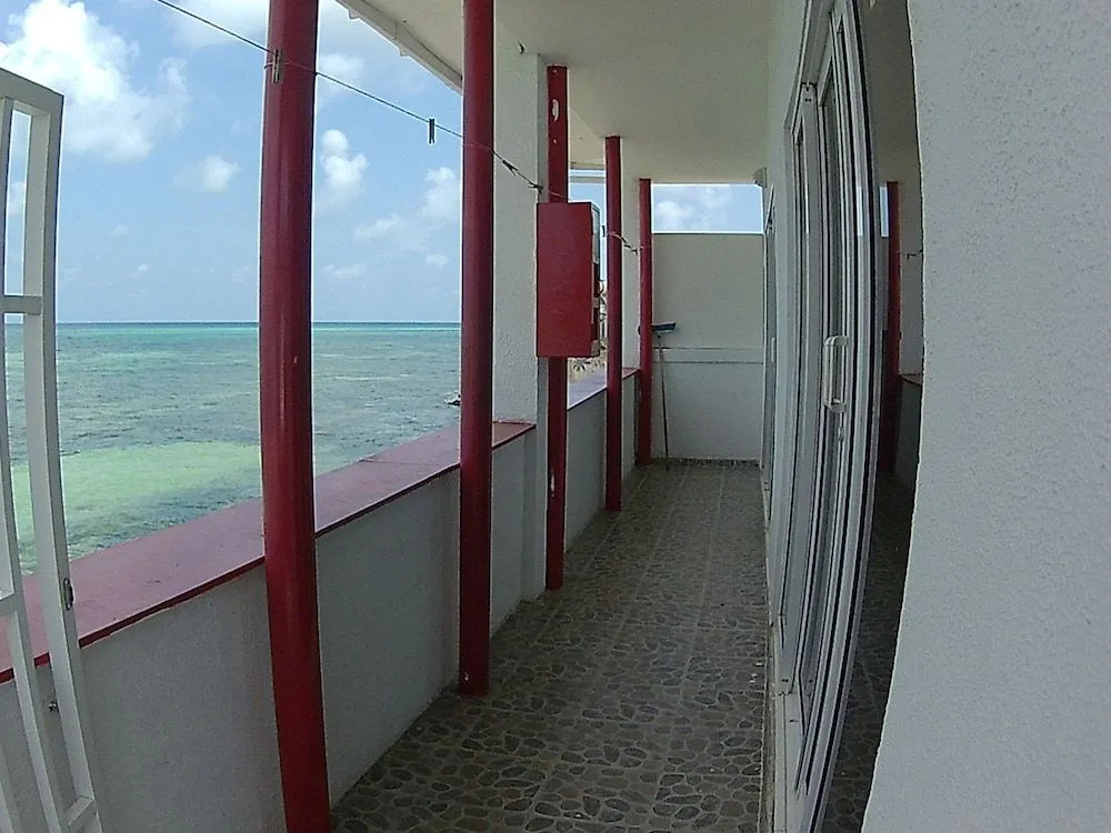 Apartamentos Rocky Cay Bay