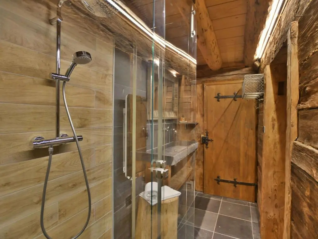 Chalet Le Grand-Bornand, 6 pièces, 10 personnes - FR-1-391-147