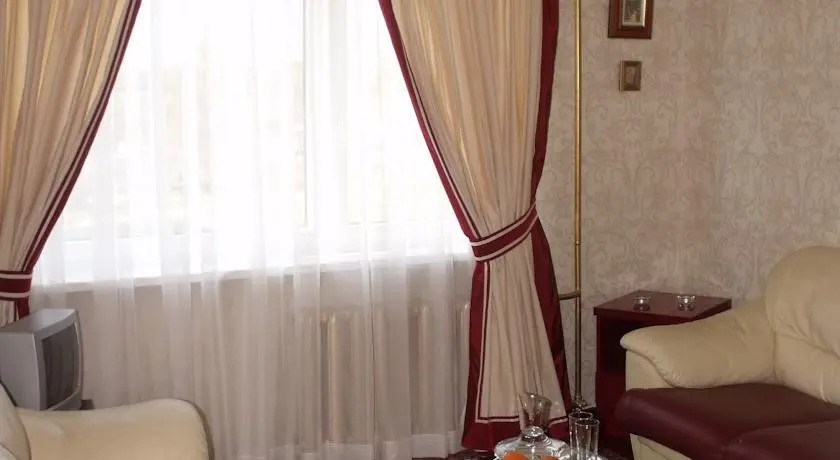 French Style Studio