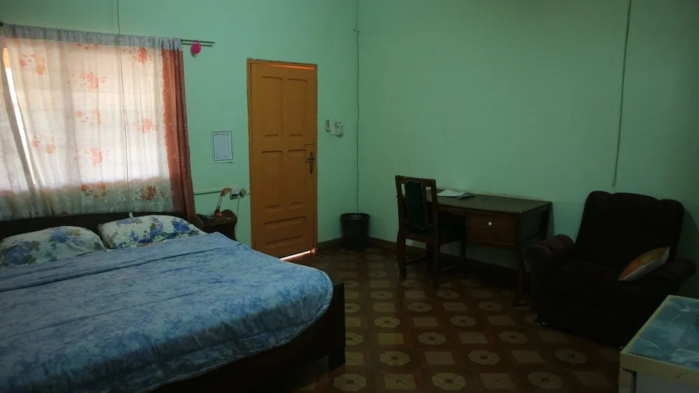 Relax Lodge