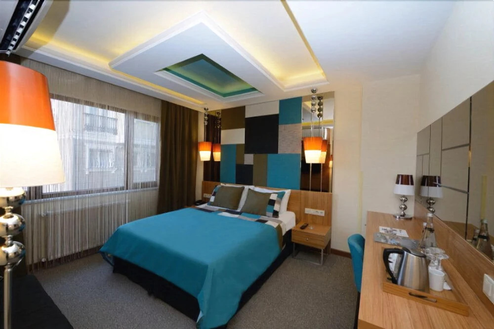Collage Cihangir 33