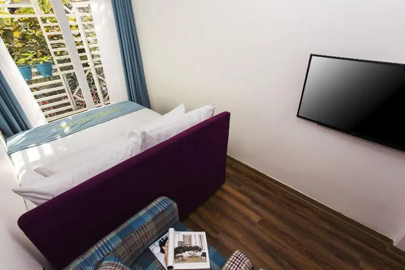 Maro Hotel