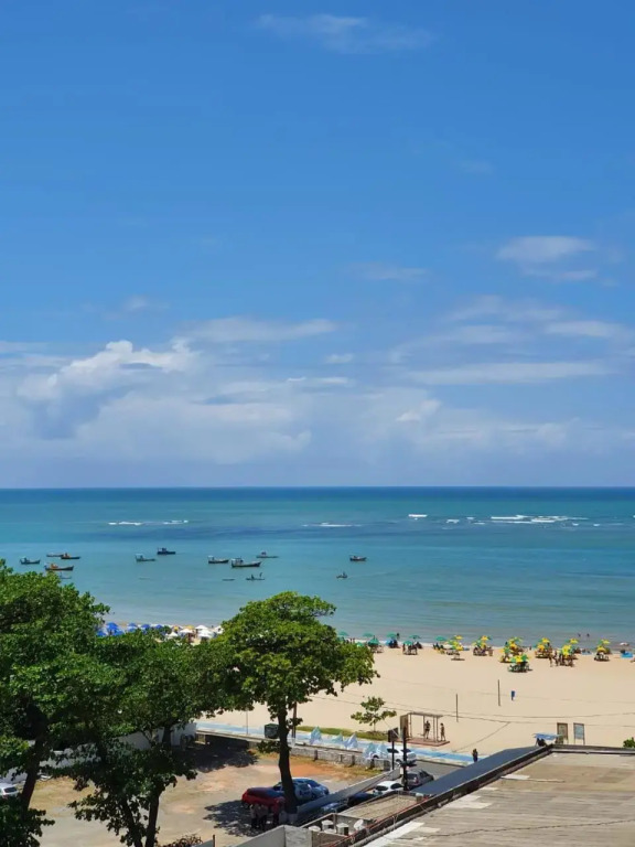 Lindo FLAT no melhor lugar de Candeias, 50 m praia
