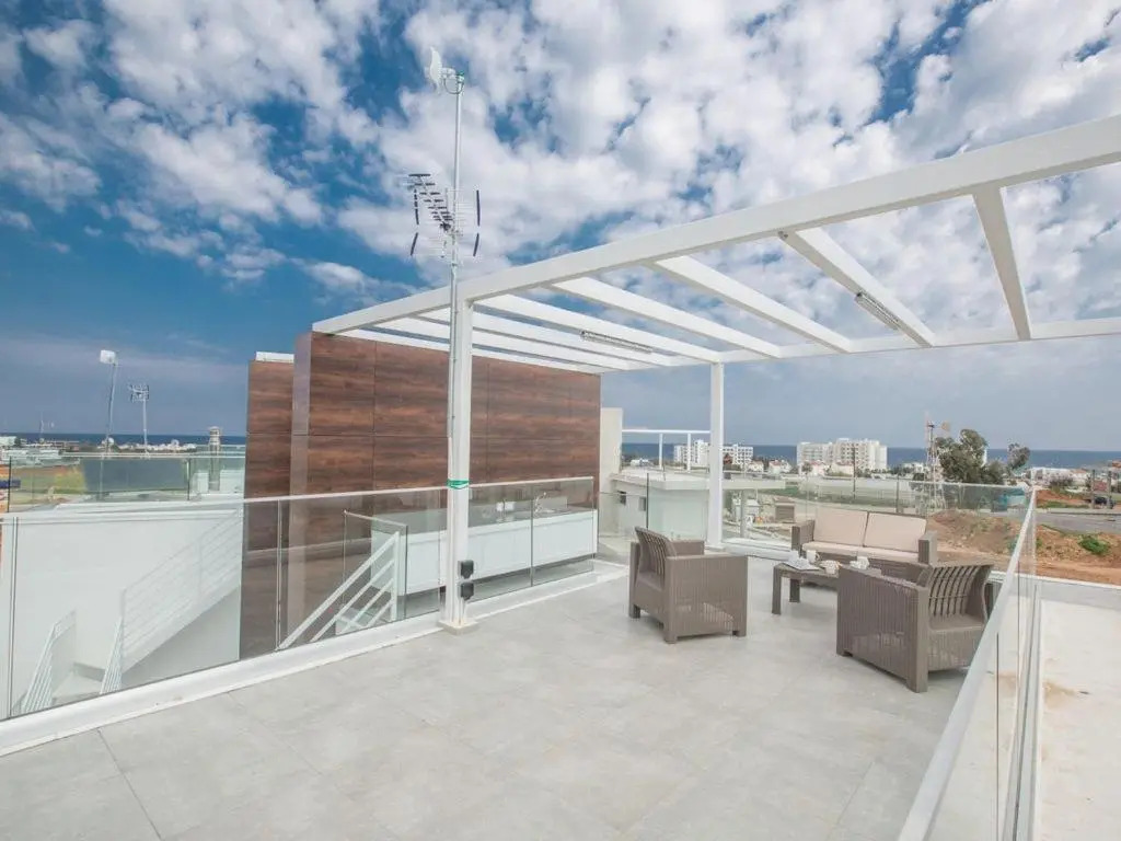 Villa Olive Bronze, Luxurious 2Bdr With Pool, Close To Protaras Strip And Beach