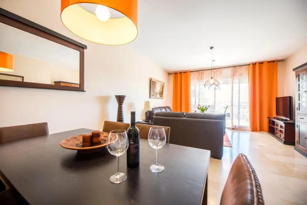 Malibu Mansions Condo 1 by Rafleys