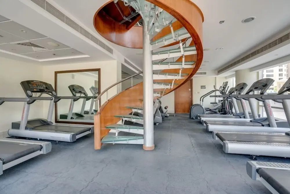 Airy Apartment With the Best View of Marina!