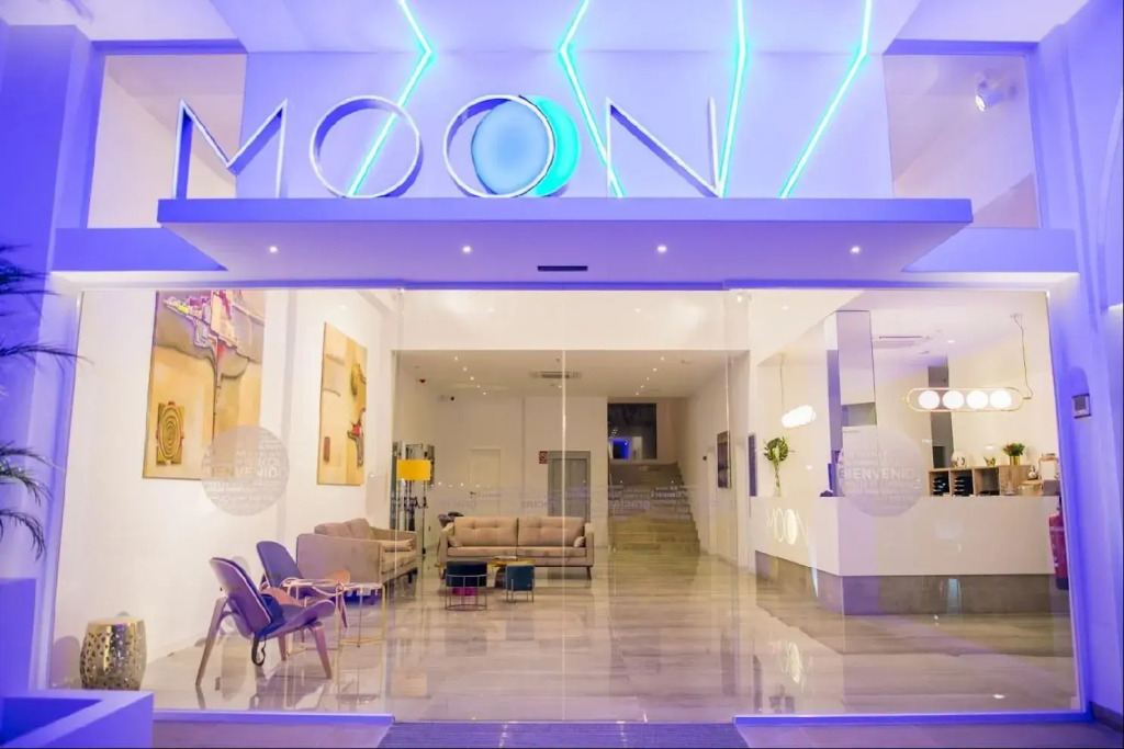 Moon Hotel & SPA