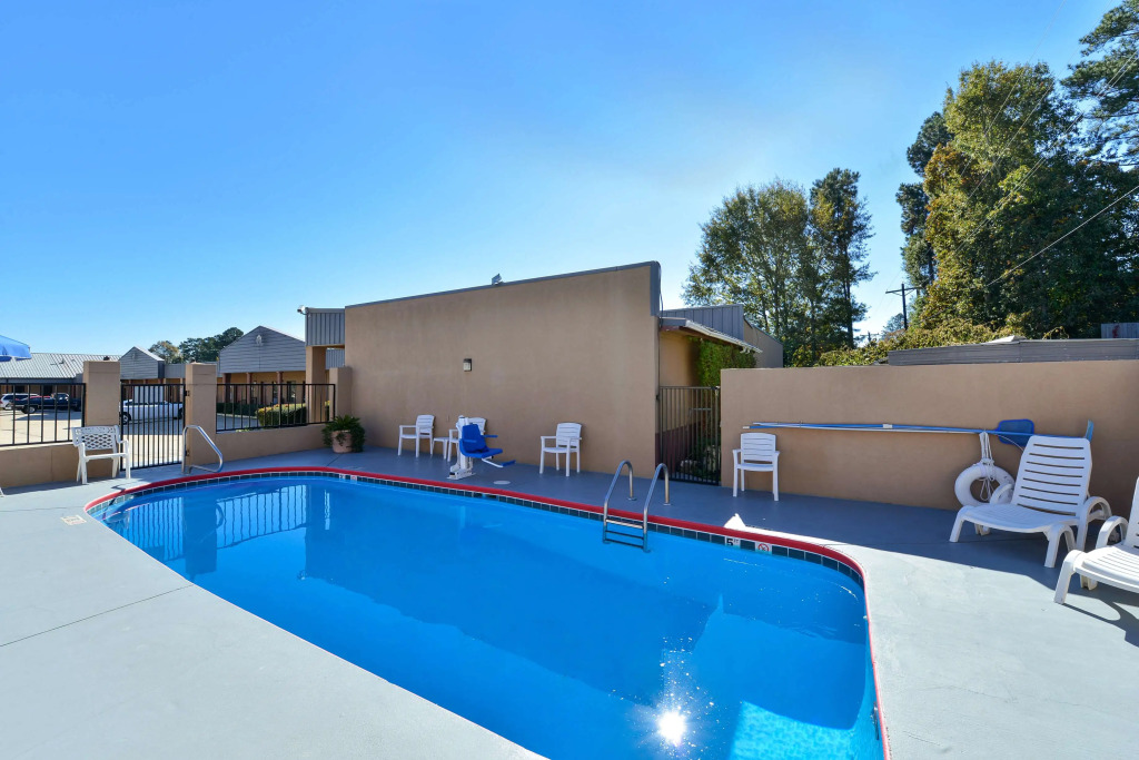 Americas Best Value Inn - Brookhaven