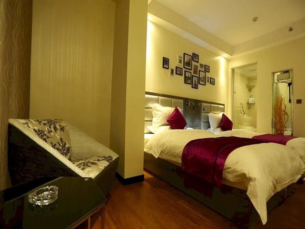 Zhengzhou Ziteng Hotel