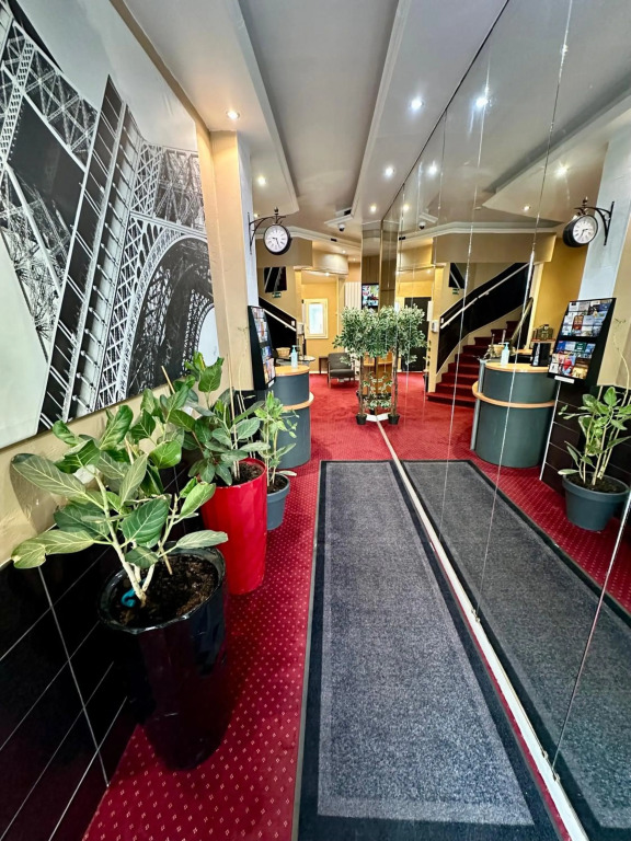 Hotel Victor Hugo
