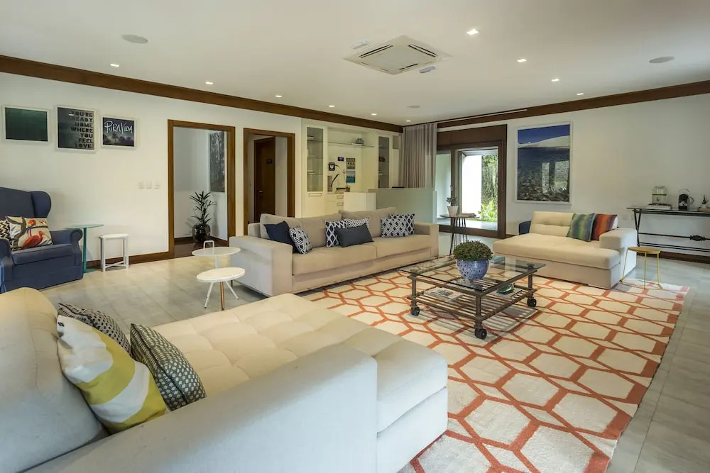 Haute Haus - Guest House