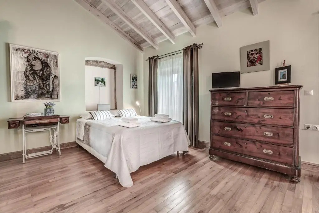 Corfu House of Art Suite - Anemomylos