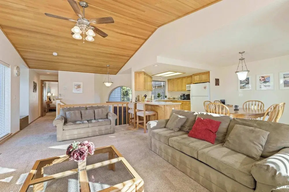 Fairway Village 8