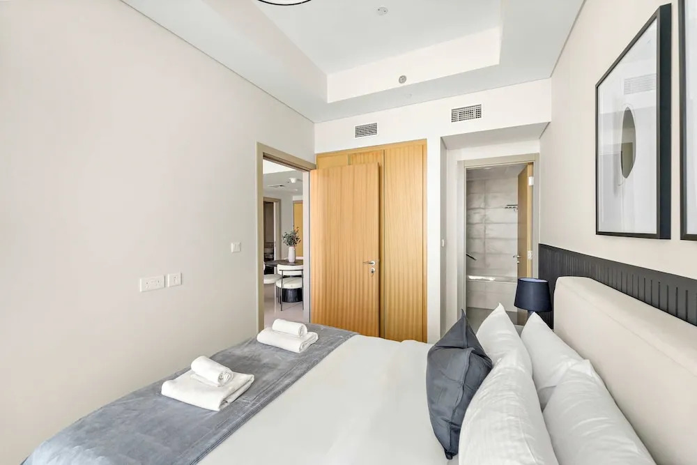 Silkhaus Stylish 2bdr in Aykon Tower