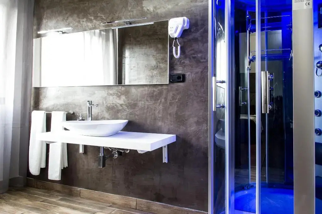 B2In Suite & Office