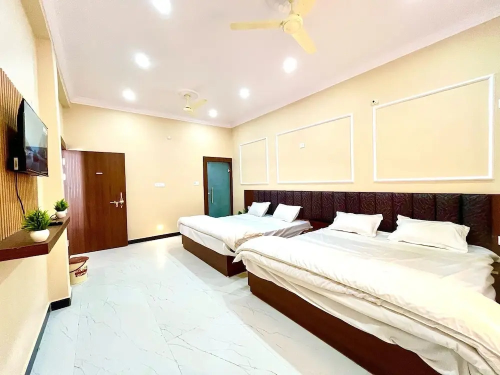 Raghav ji home stay