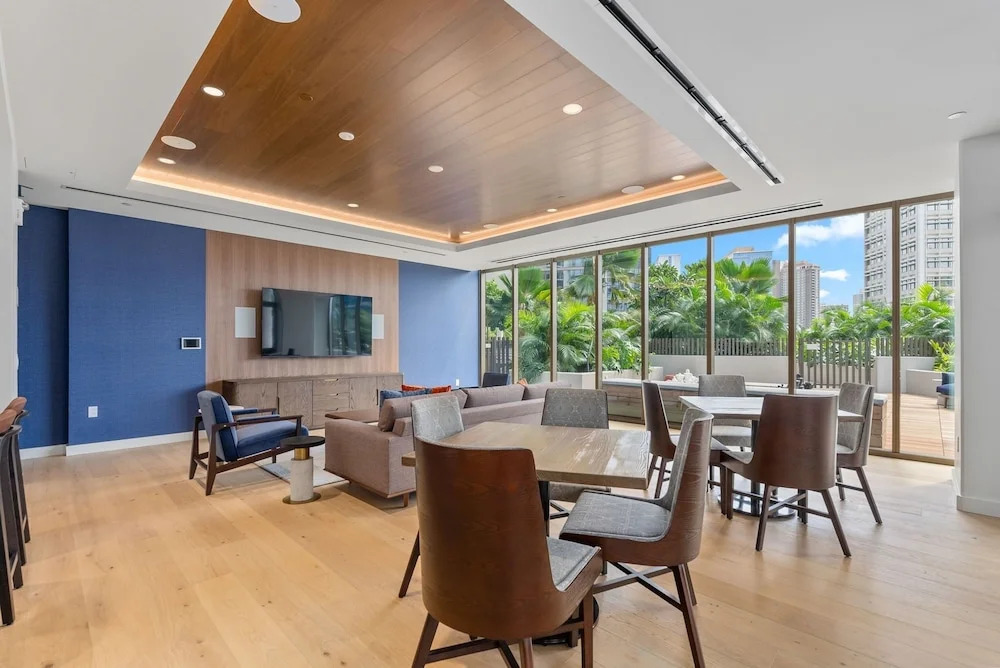 Sky Ala Moana 4005 1 Bedroom Condo by RedAwning