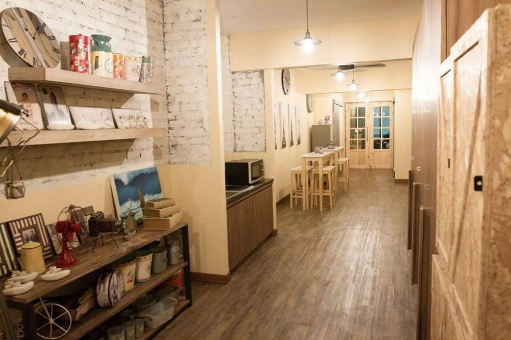 Doolay Beachfront Hostel