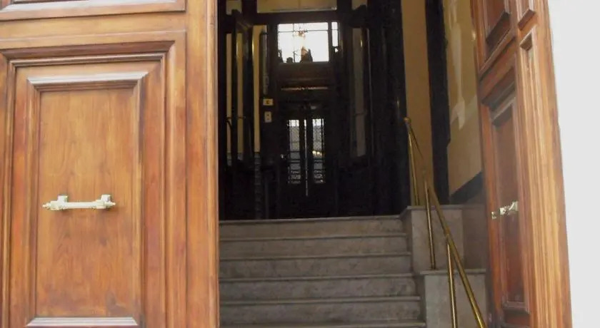 Ave Roma B&B