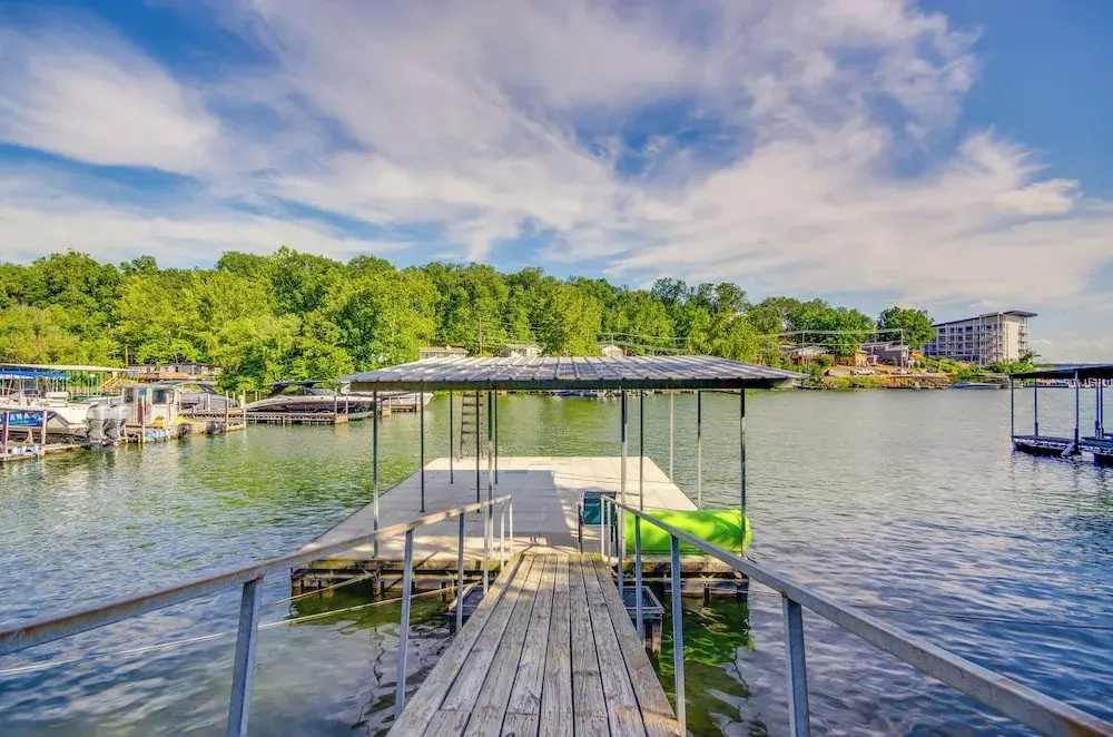 Lakefront Osage Beach Retreat w/ Boat Slip!