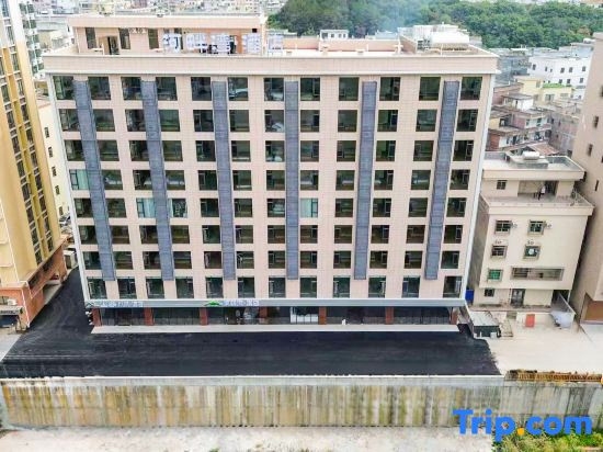 Riverside Bay Hotel