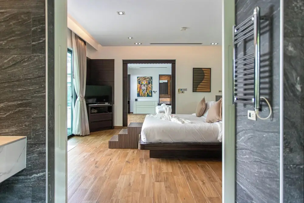 Tropical Haven Villa 4-Bedroom Private Pool Butler Choeng Thale Phuket