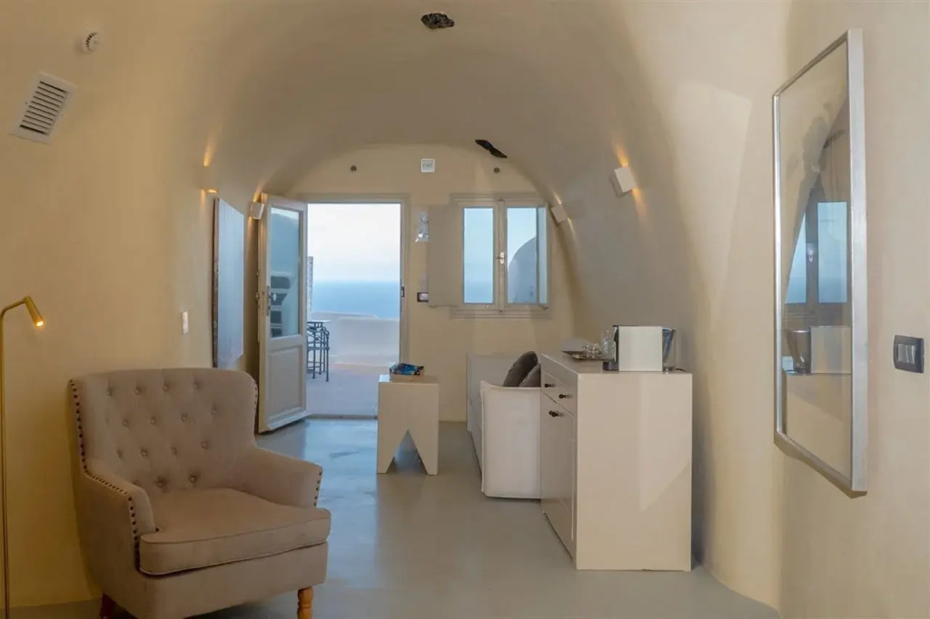 Apeiron Blue Santorini by Apeiron Hotels