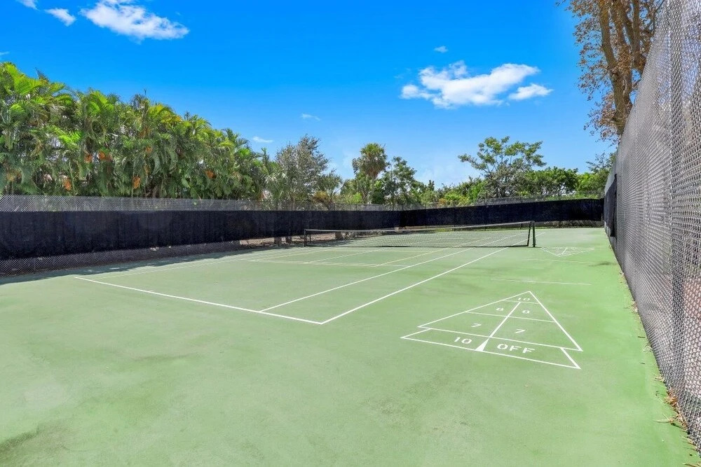 Grandview 305, Marco Island Vacation Rental 2 Bedroom Condo by Redawning