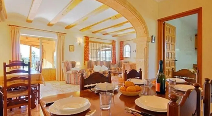 Holiday Home Montgo